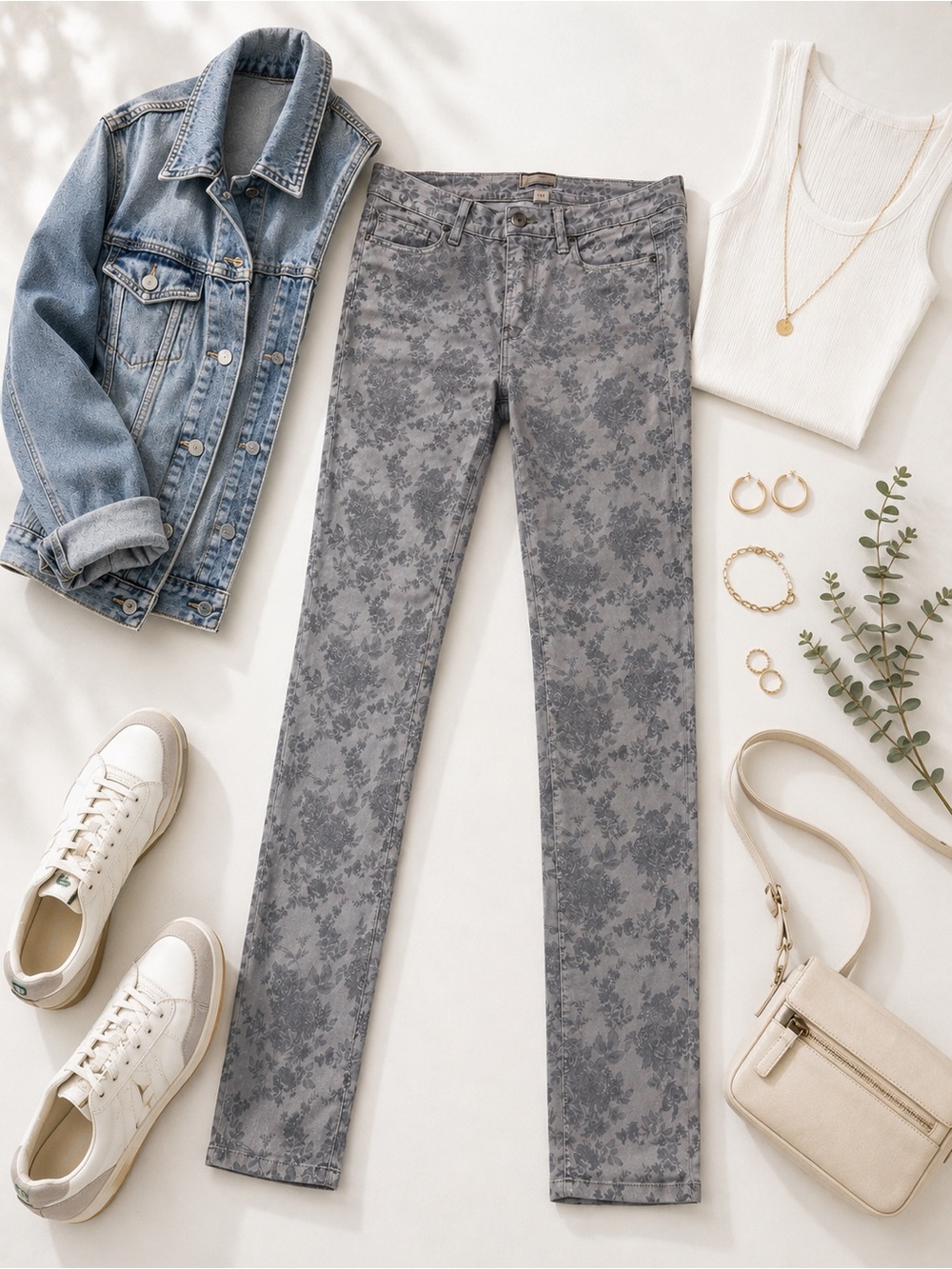 Paige Peg Skinny Gray Floral Print Jeans Size 28 Cottagecore Stretch Denim
